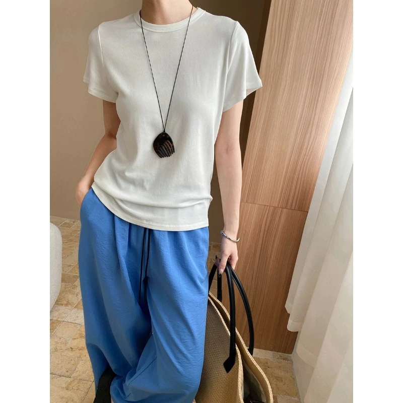 夏日随心配 简约纯色百搭圆领休闲正肩显瘦短袖T