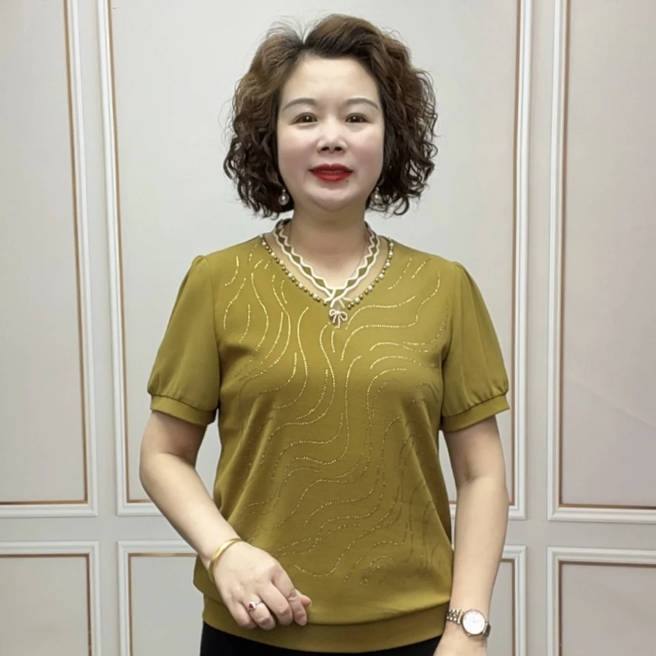 2025夏季时尚短袖洋气薄款气质减龄宽松显瘦百搭女士休闲妈妈装