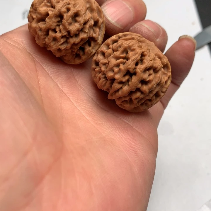 文玩核桃吊坠我也