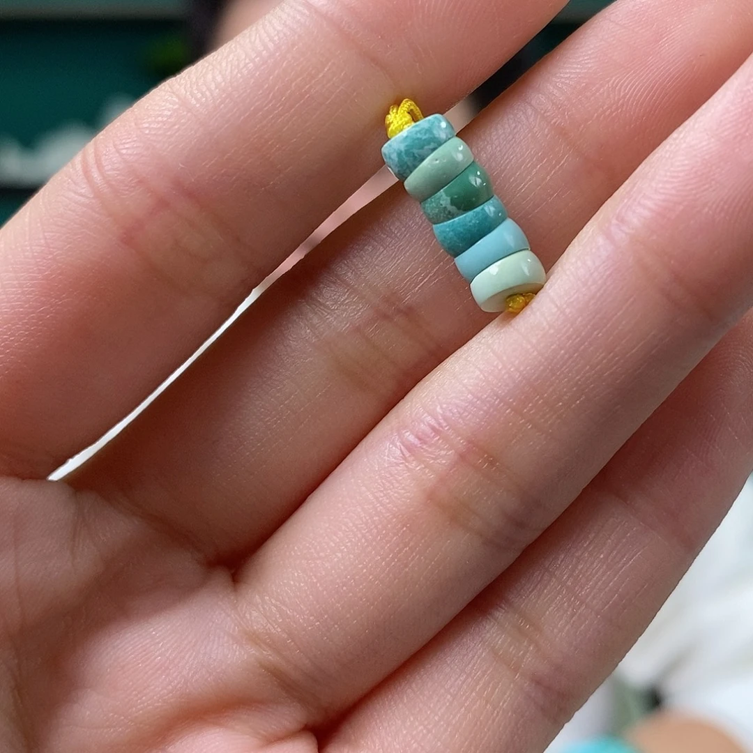 绿松石未镶嵌挂件