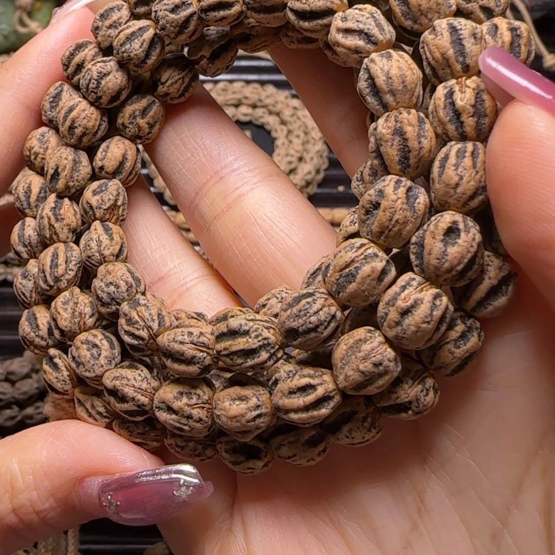 黑***灵柏香籽/百香籽吊坠