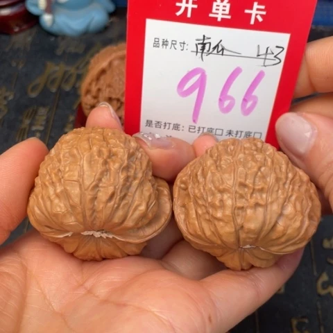 吊坠文玩核桃文玩的好