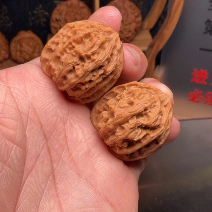 文玩核桃吊坠苹果园手捻33全品