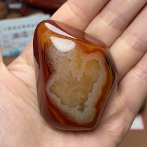 未镶嵌玛瑙/玉髓珠宝奇石