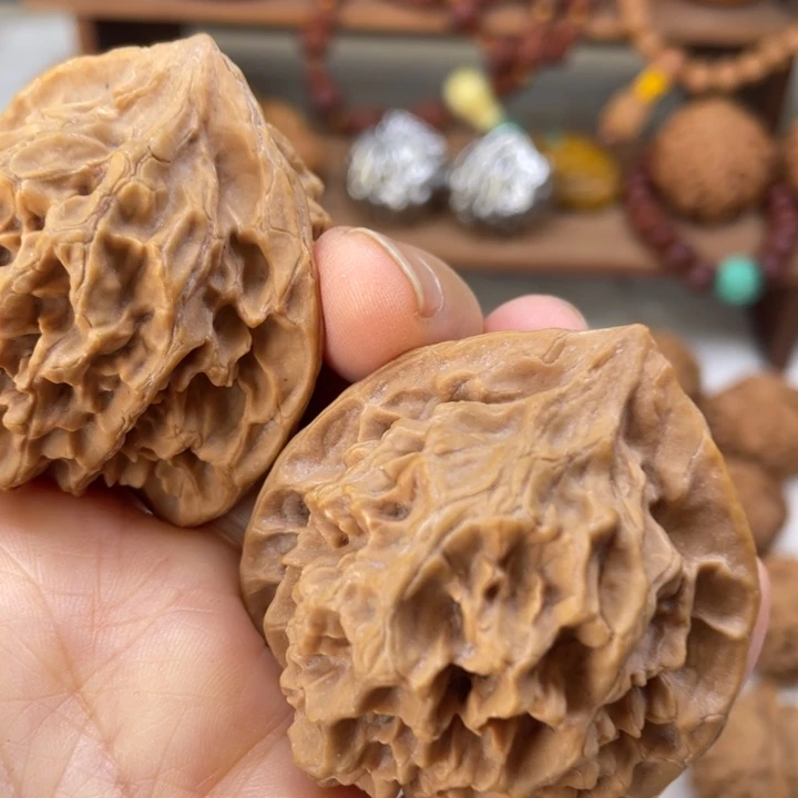 秦岭山脉文玩核桃