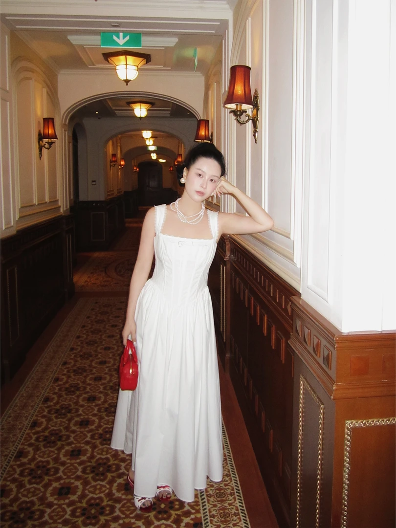 澳洲小众设计师宫廷100%棉连衣裙 (腰线鱼骨设计)  250220