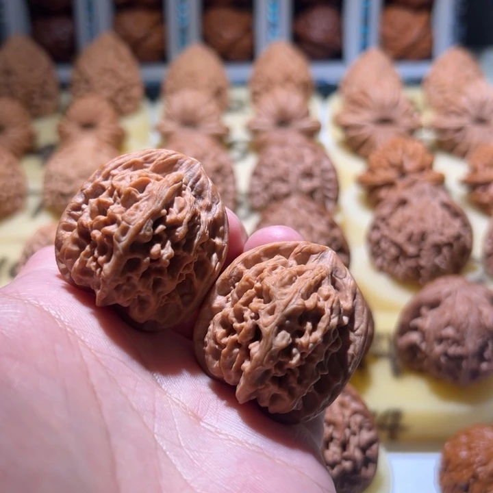 吊坠文玩核桃山一代天地