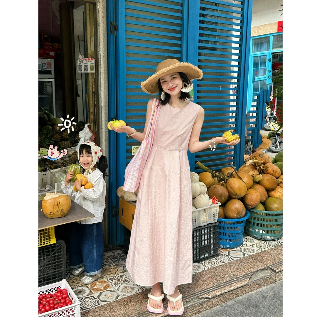 【桃夭】夏季清凉纸感简约收腰背心连衣裙女 设计感长裙