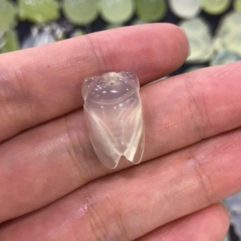 蛇纹石玉挂坠未镶嵌