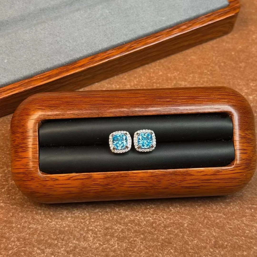 如懿镀K金高订186-轻奢幻彩海蓝精切合金耳饰925银针