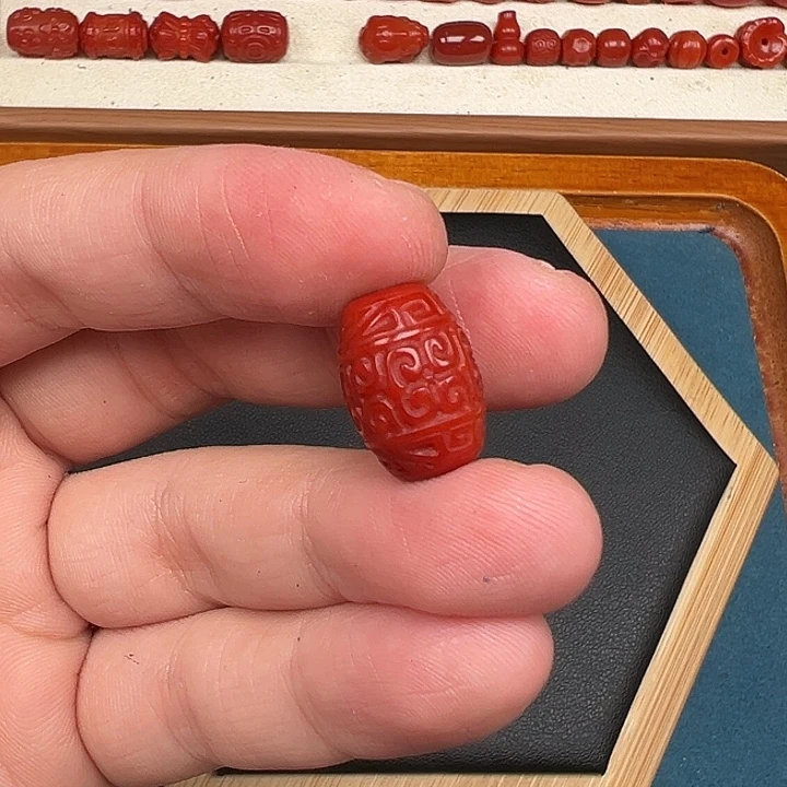 南红玛瑙未镶嵌卡11✖️16回纹桶珠