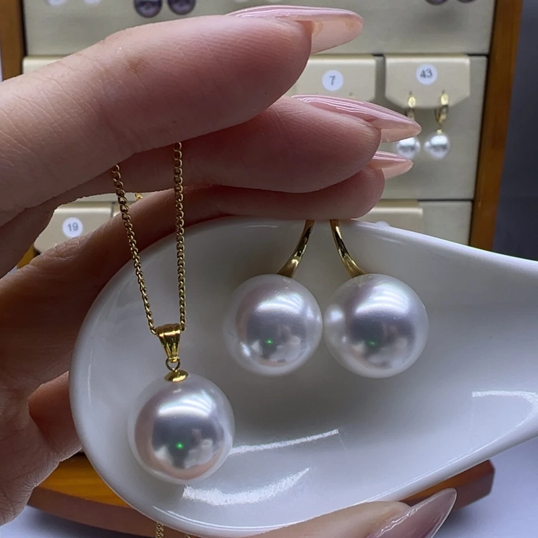 淡水珍珠吊坠(赠链)18K金镶嵌