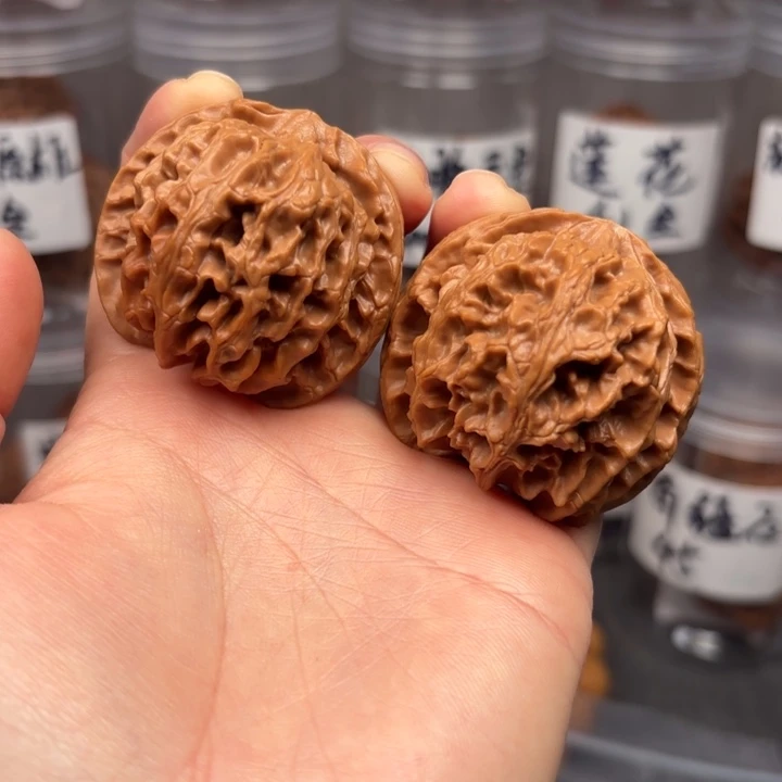 桃核把件44苹果园有瑕疵