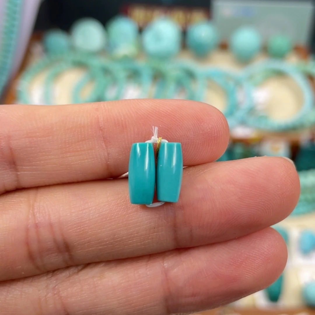 绿松石未镶嵌挂件