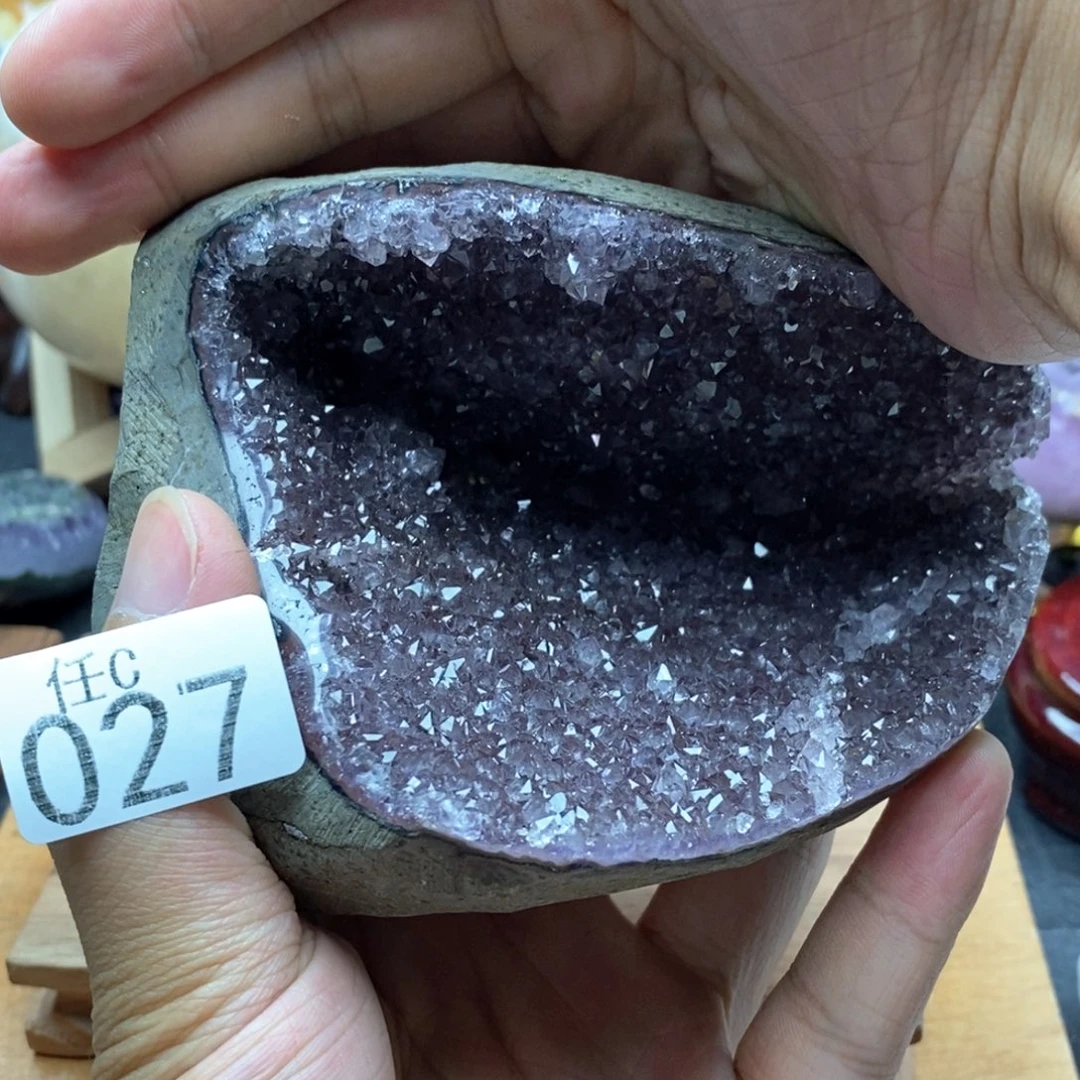 未镶嵌水晶大型摆件（非配饰）