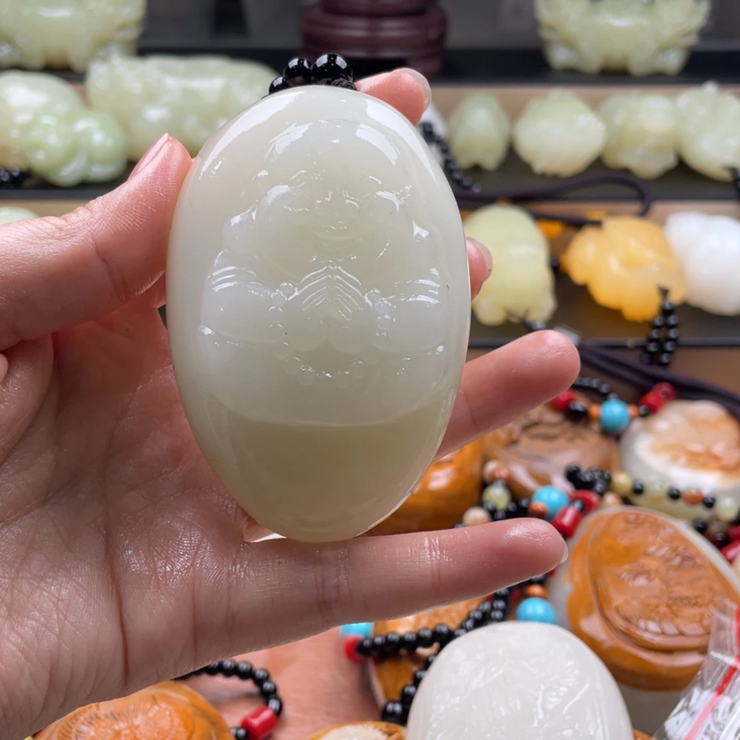 主***宰石材天然古青石手把件