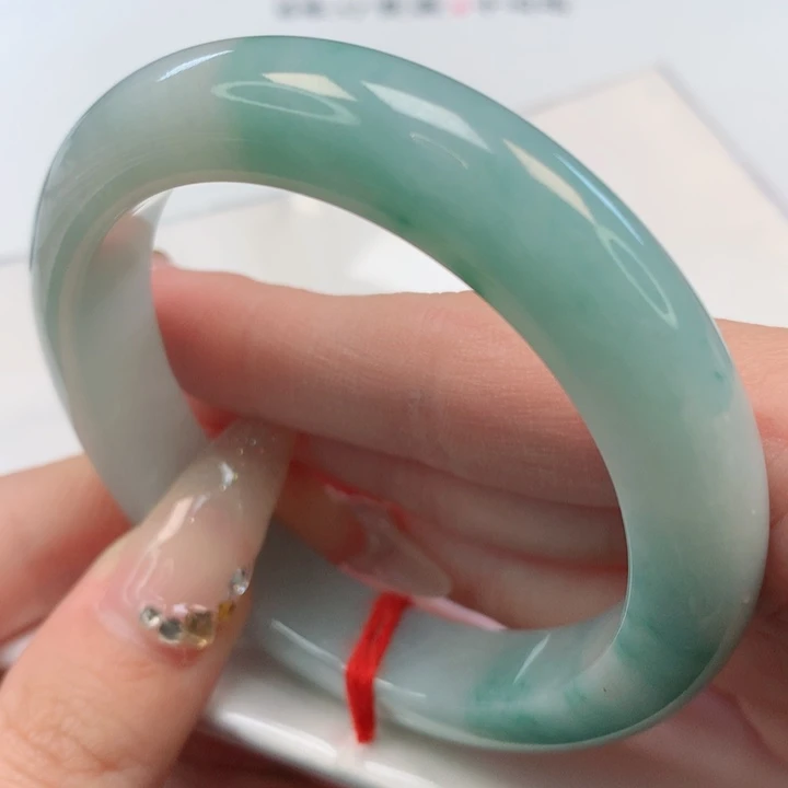 【闪购商品】翡翠手镯未镶嵌54+圈