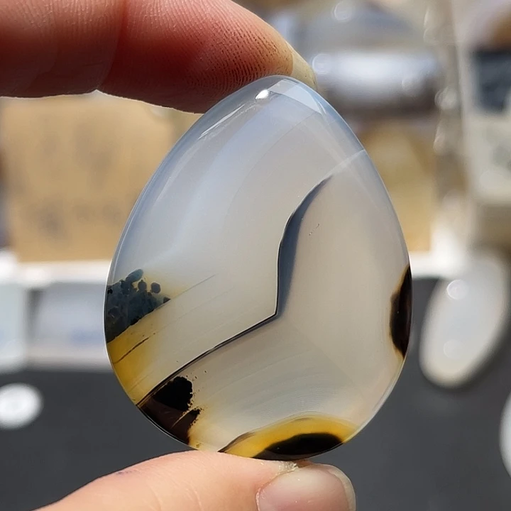 未镶嵌颈饰玛瑙/玉髓