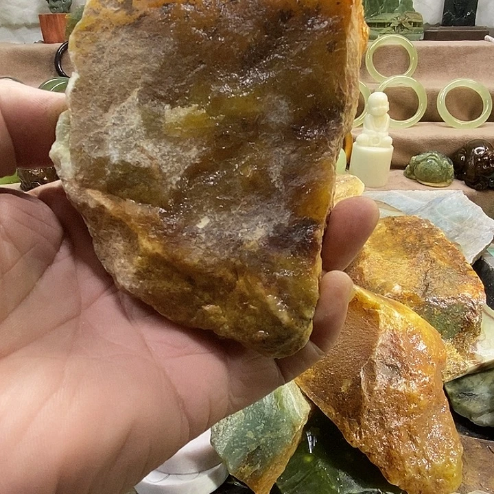 休***息蛇纹石玉未镶嵌吊坠