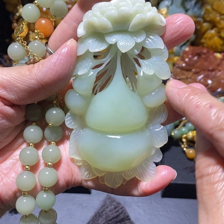 岫玉岫玉吊坠未镶嵌