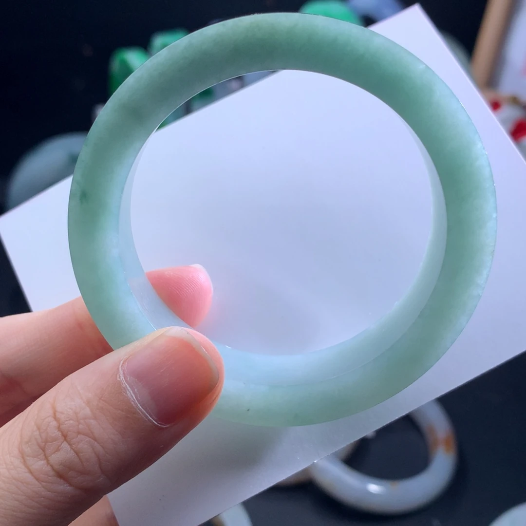 定制翡翠手镯未镶嵌