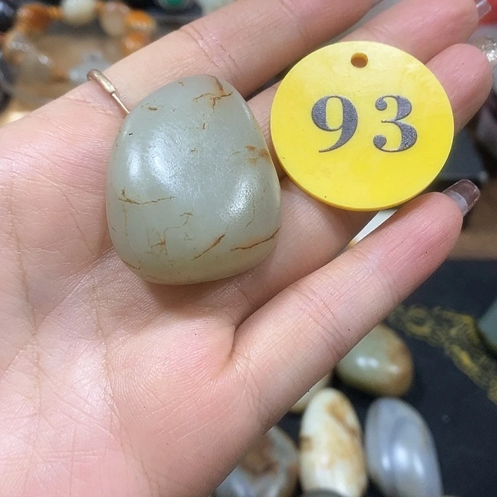 未镶嵌和田玉（糖玉）挂件