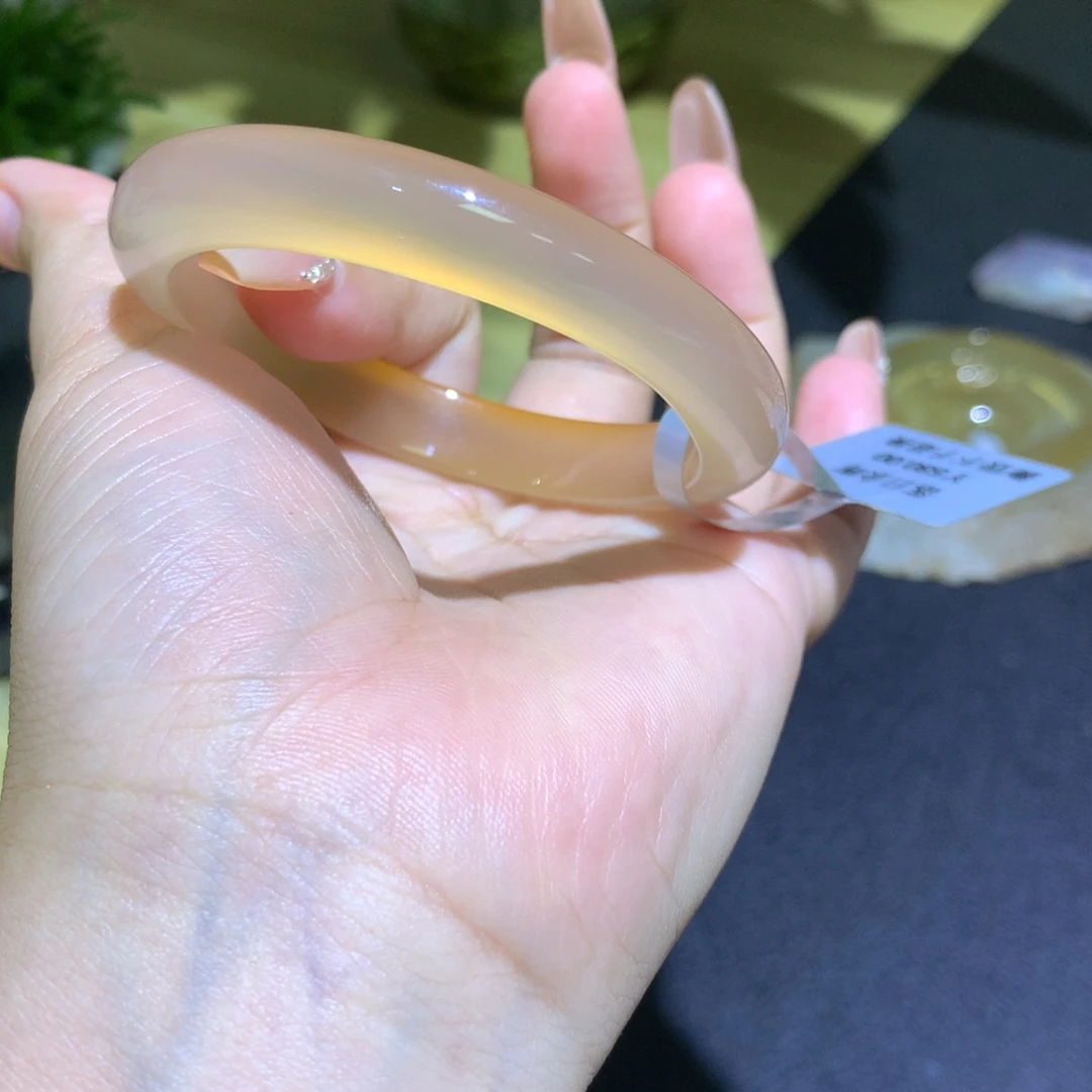 玛瑙/玉髓未镶嵌手镯