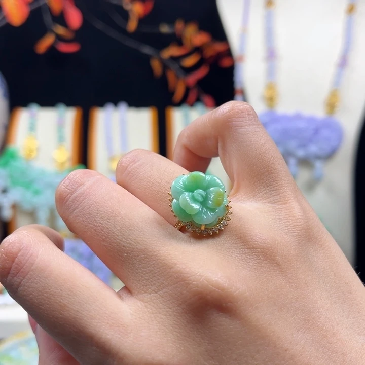 天***福翡翠未镶嵌项链天然翡翠