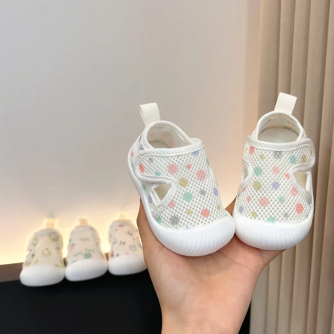 婴儿学步鞋男女宝宝夏季凉鞋软底幼儿一周岁童鞋网眼透气防滑步前