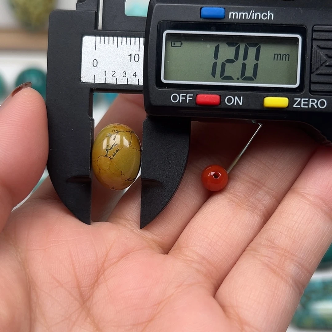 南红玛瑙未镶嵌珠宝奇石