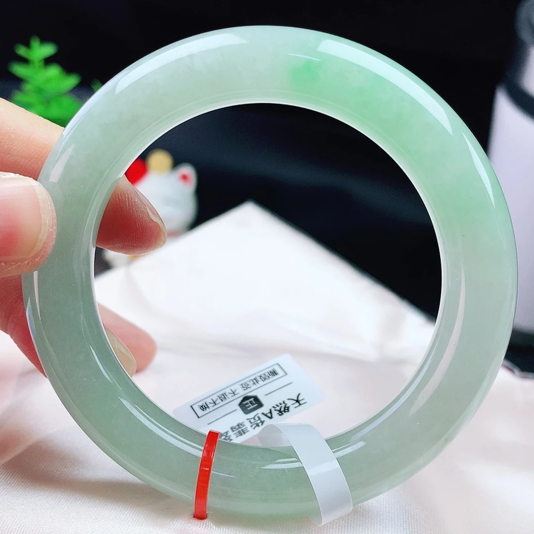 未镶嵌手镯翡翠55胖