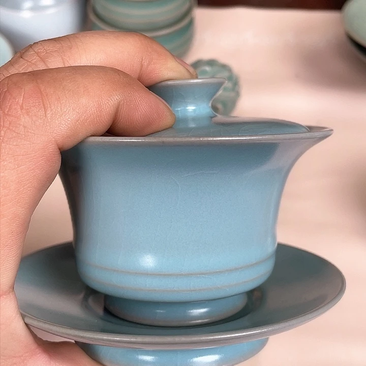 杯子糜**觞天青釉  悬停盖碗