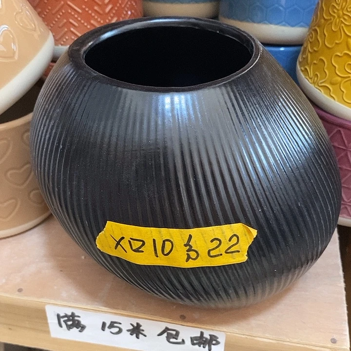 摆件陶盆有孔 瑕疵介意勿拍