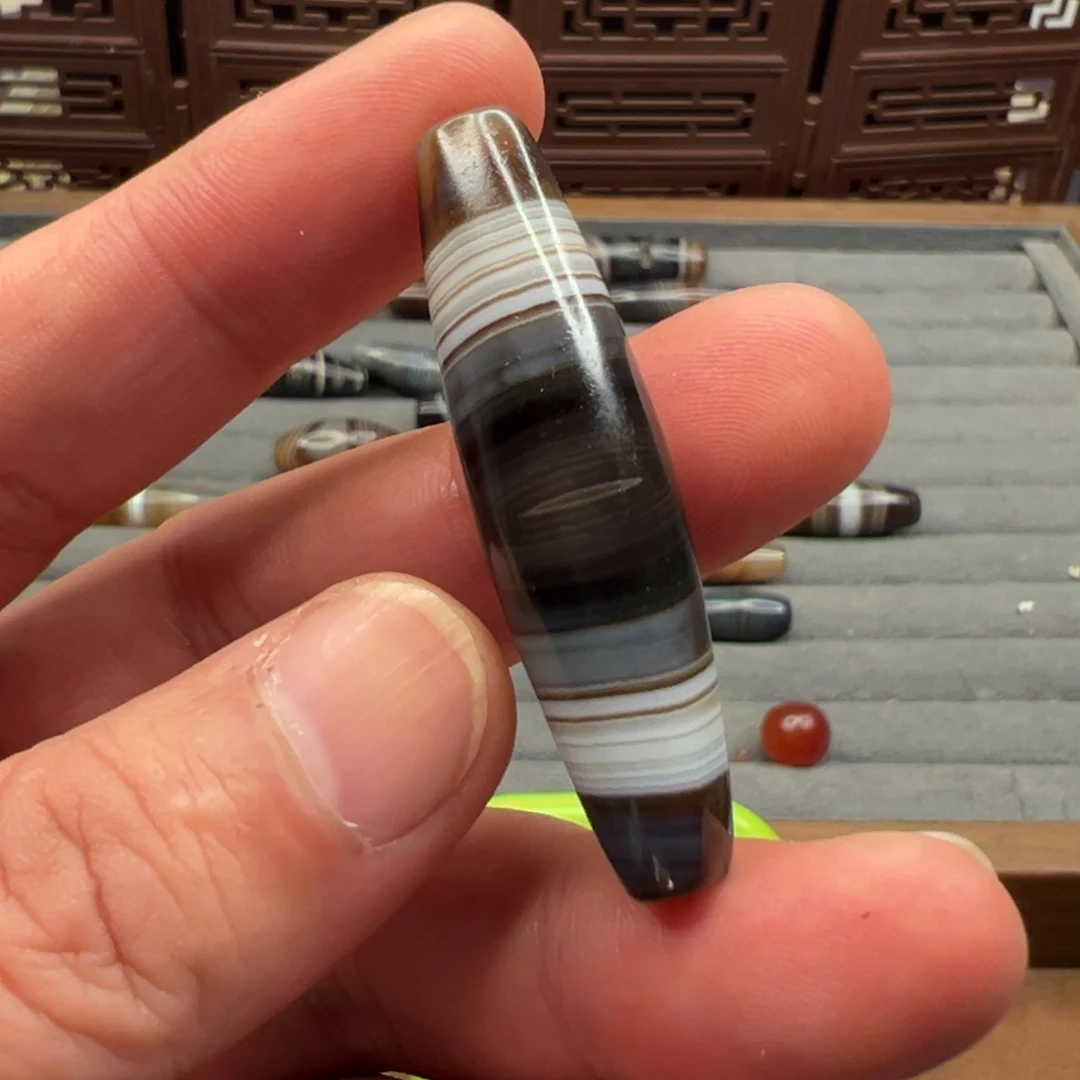 罗***盘玛瑙/玉髓未镶嵌颈饰