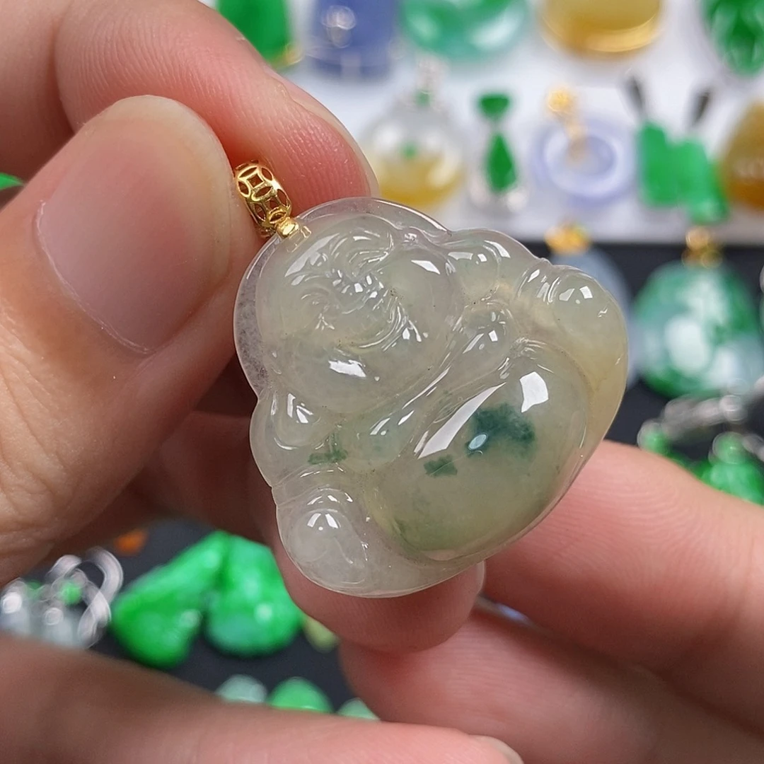 翡翠18K金镶嵌颈饰翡翠