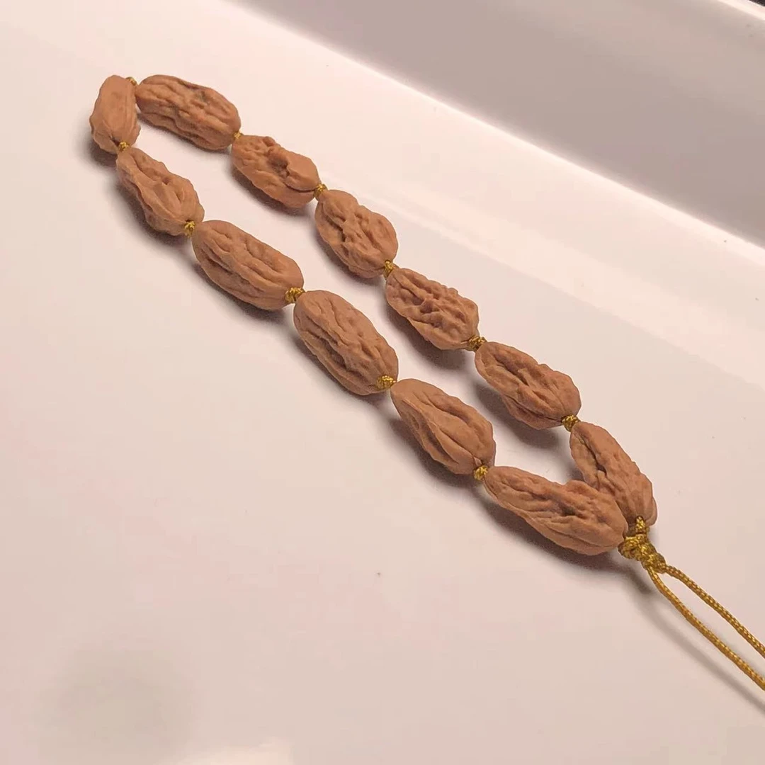 10-11左右实心小嵩山蛤蟆头核桃手持L