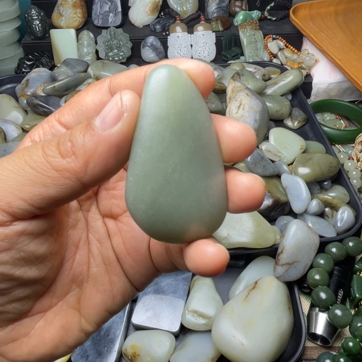 未镶嵌和田玉珠宝半成品