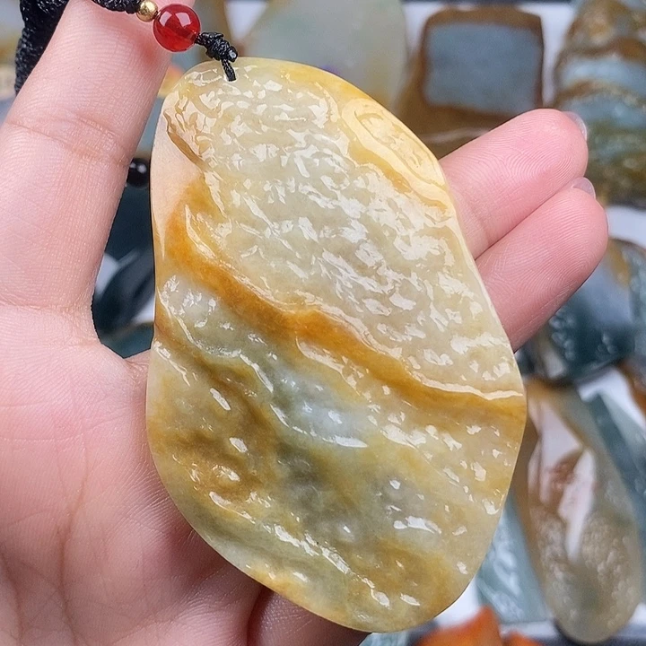 颈饰未镶嵌翡翠天然