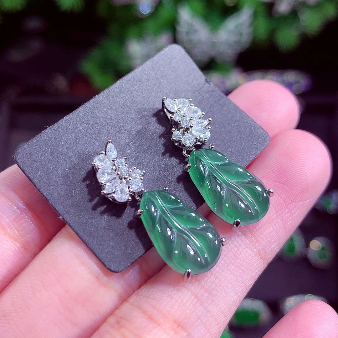 颈饰未镶嵌翡翠天然