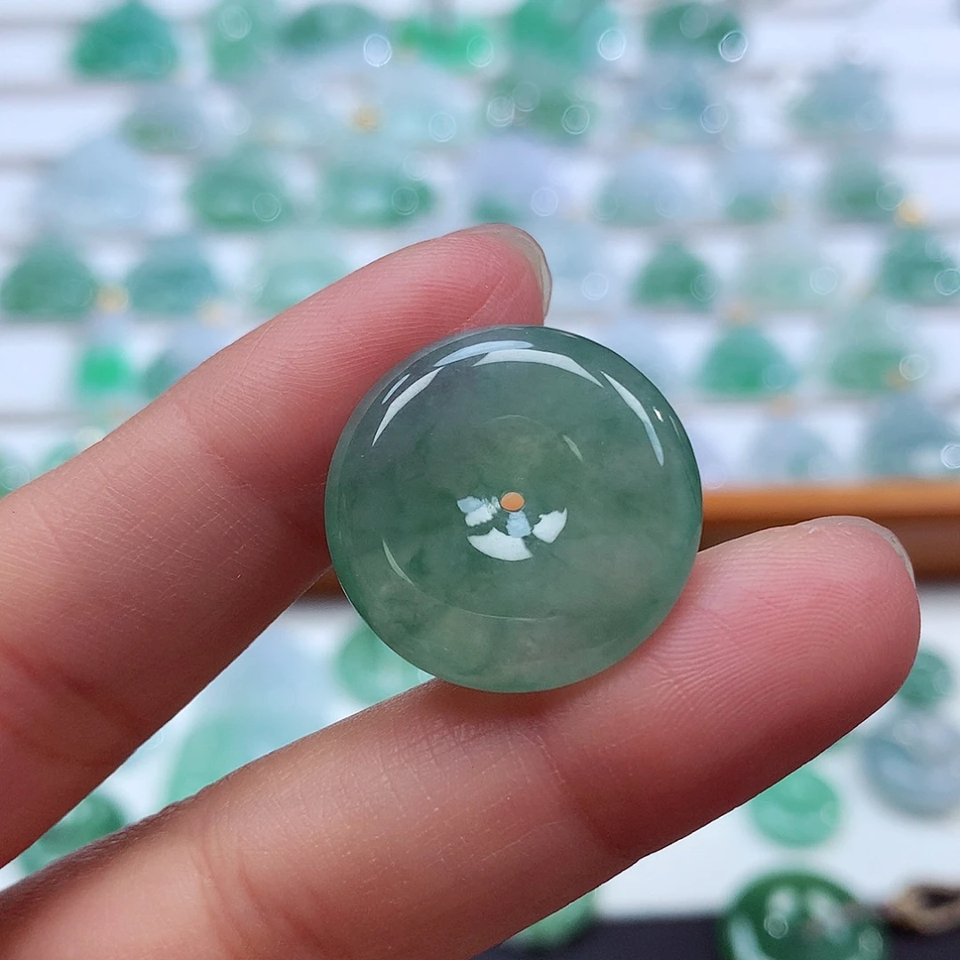 翡翠未镶嵌吊坠(不含链)22.5-5.3