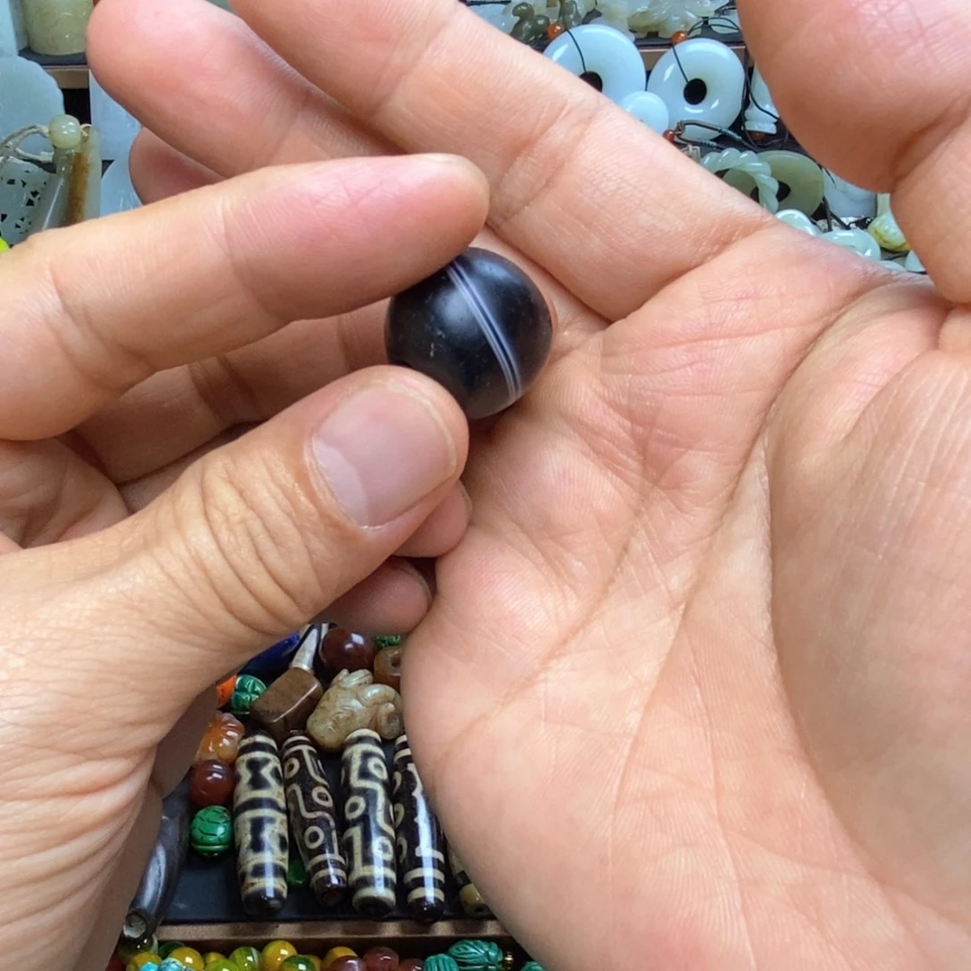 未镶嵌颈饰玛瑙/玉髓忆**事