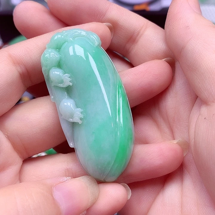 颈饰未镶嵌翡翠翡翠
