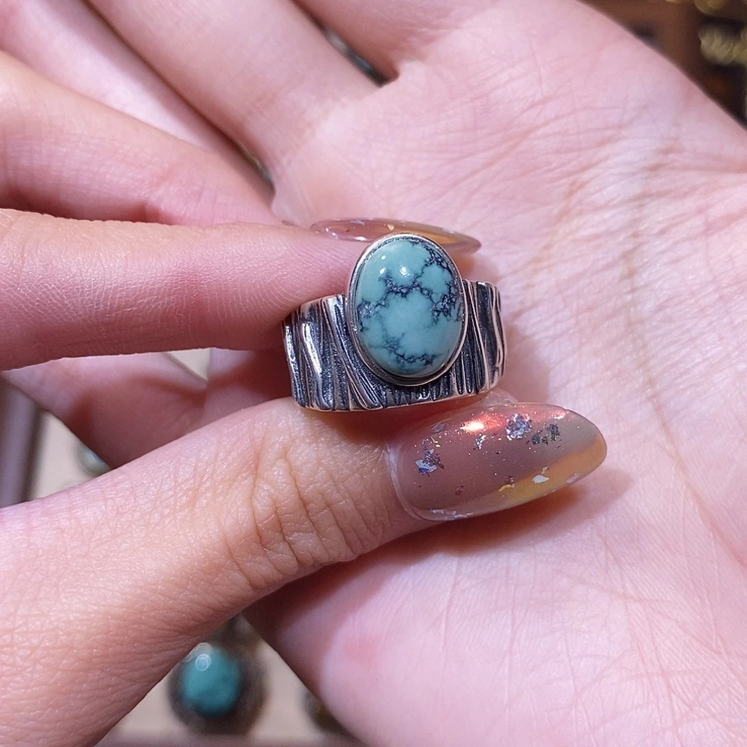 绿松石银S925镶嵌戒指L****看