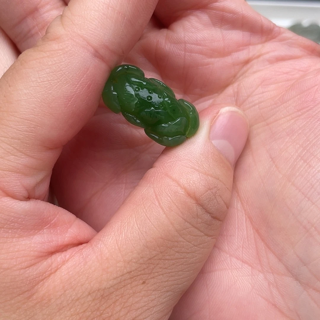 和田玉未镶嵌颈饰碧玉莲花