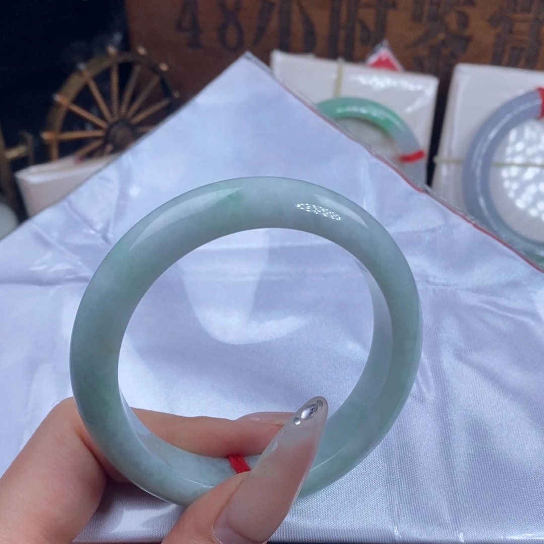 未镶嵌手镯翡翠55