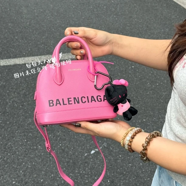99新 Balenciaga/巴黎世家 芭比粉颗粒纹Mini贝壳手提单肩包