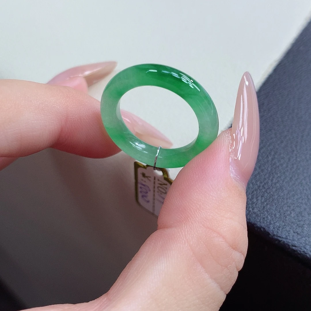 翡翠未镶嵌戒指14号