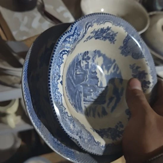 茶盏陶瓷盘子碗啥都有