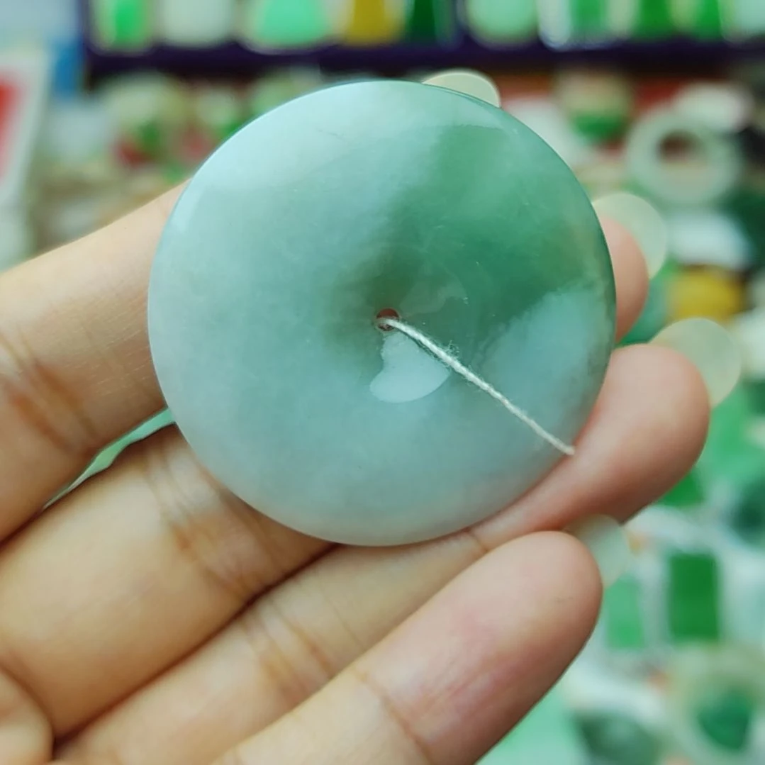 翡翠未镶嵌颈饰34
