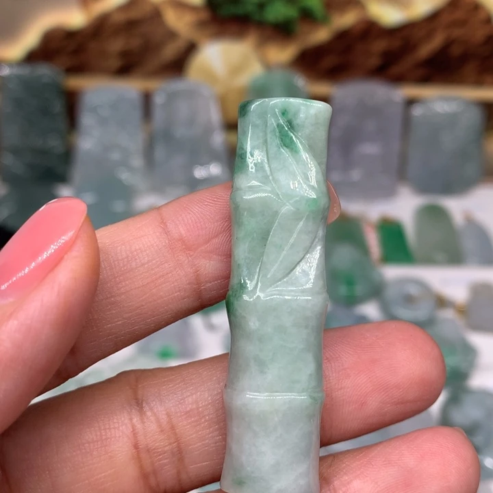 颈饰未镶嵌翡翠11